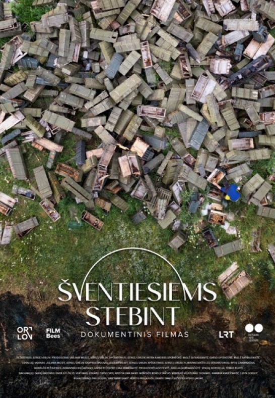 Šventiesiems stebint (Skalvija)